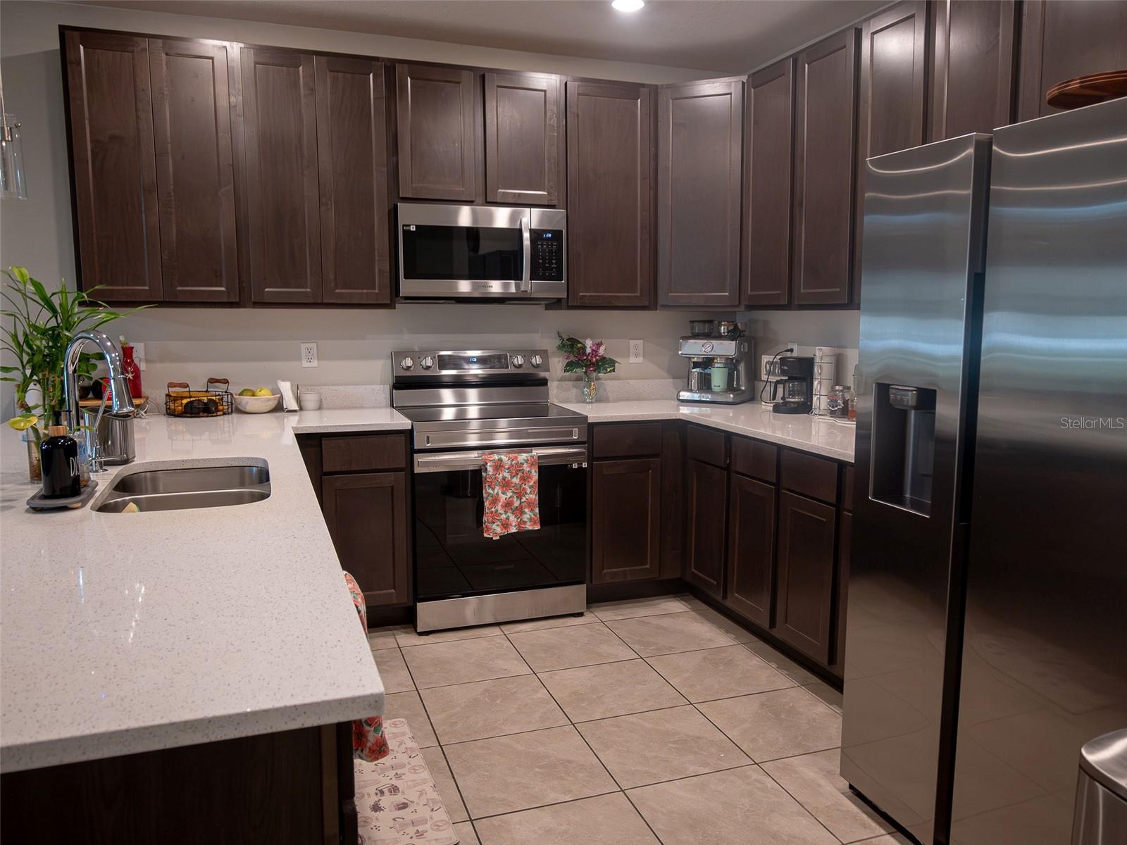 FIESTA KEY PH 2 - Residential