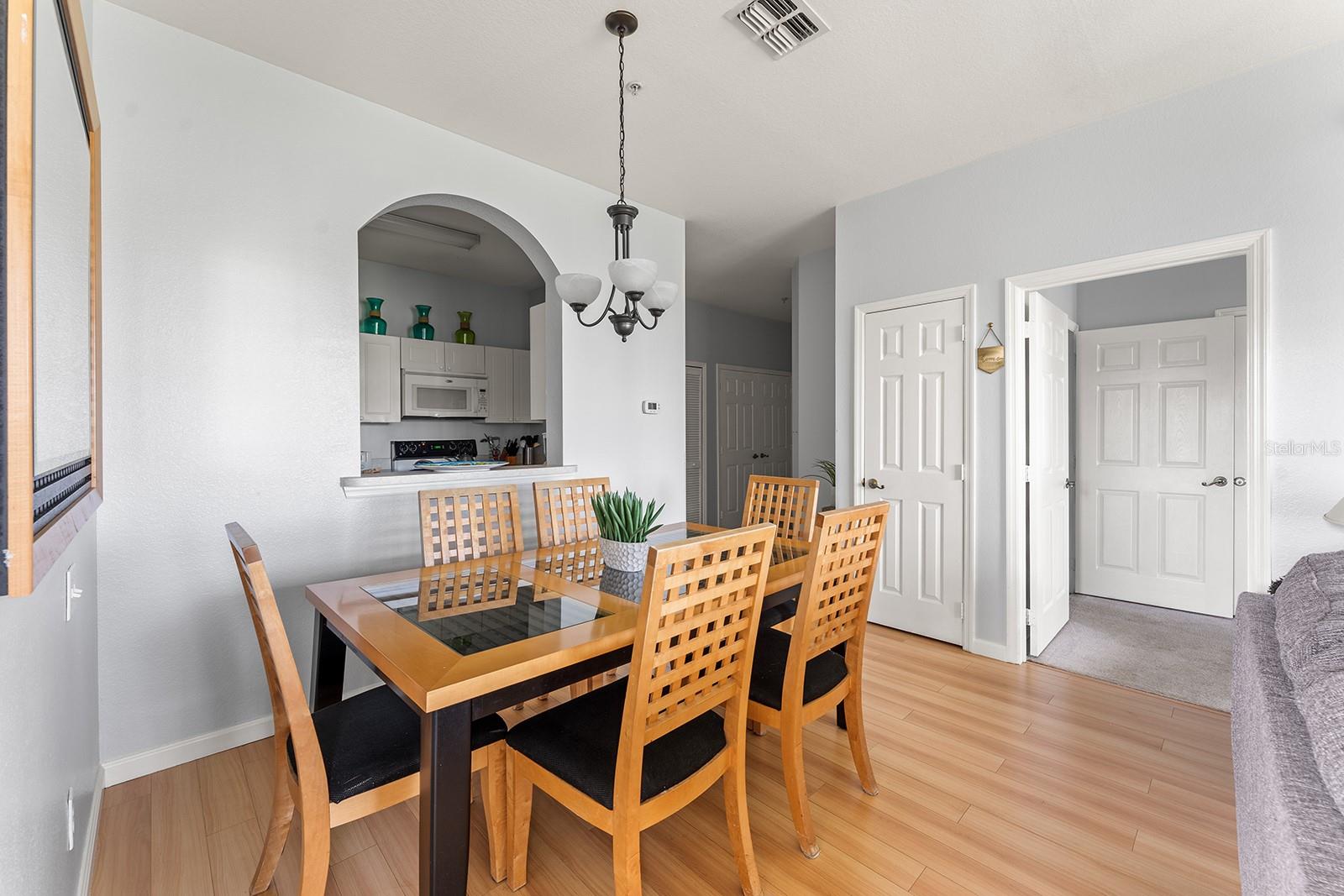 WYNDHAM PALMS CONDO PH 5 - Residential