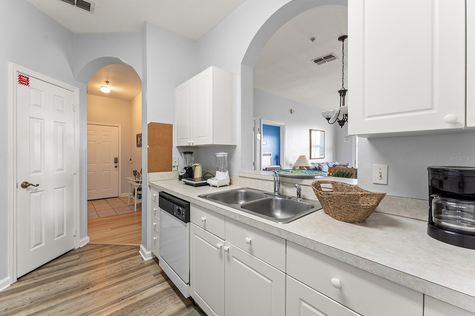 WYNDHAM PALMS CONDO PH 5 - Residential