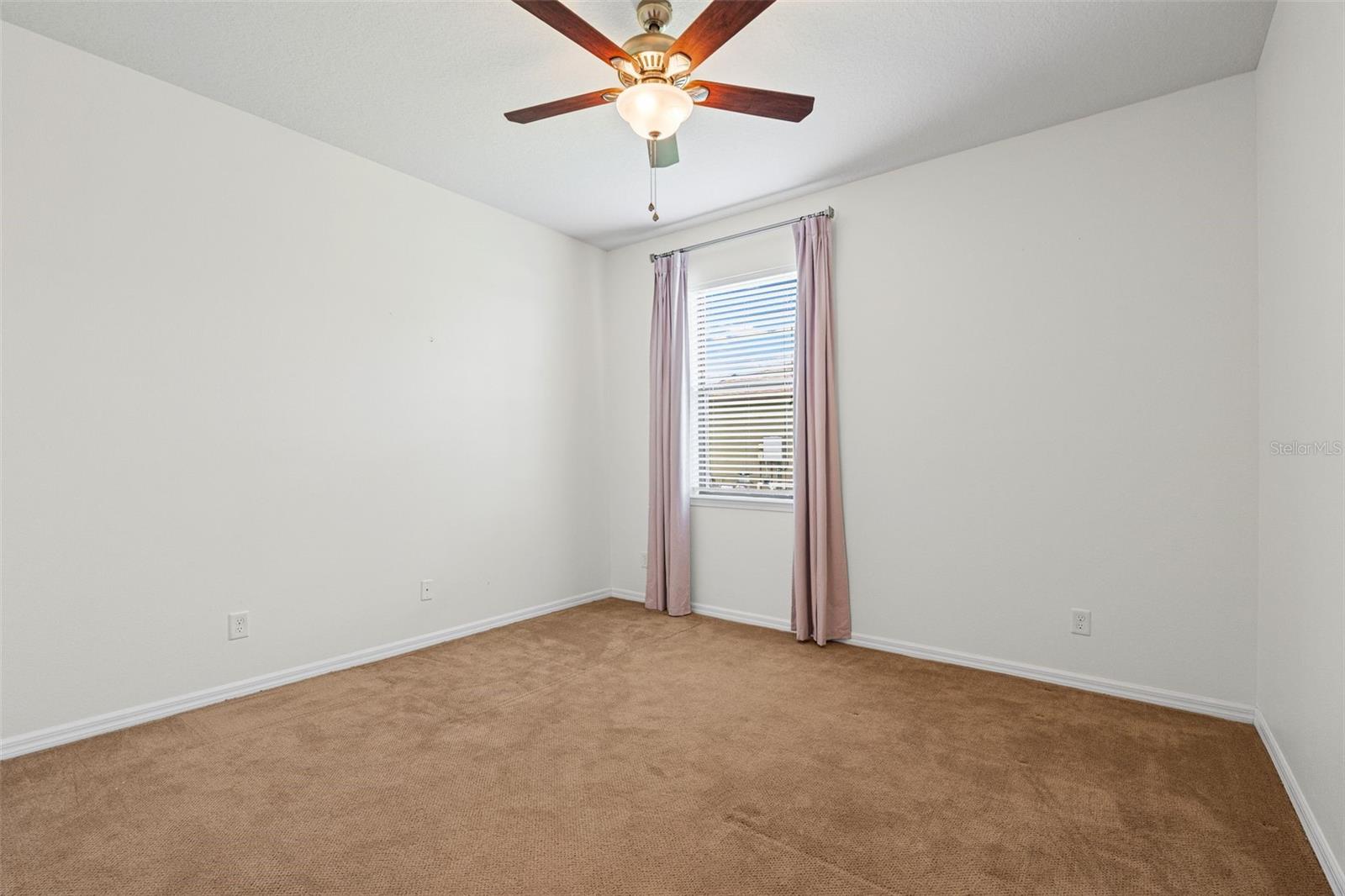 HARRISON RANCH PH IIB - Residential Lease
