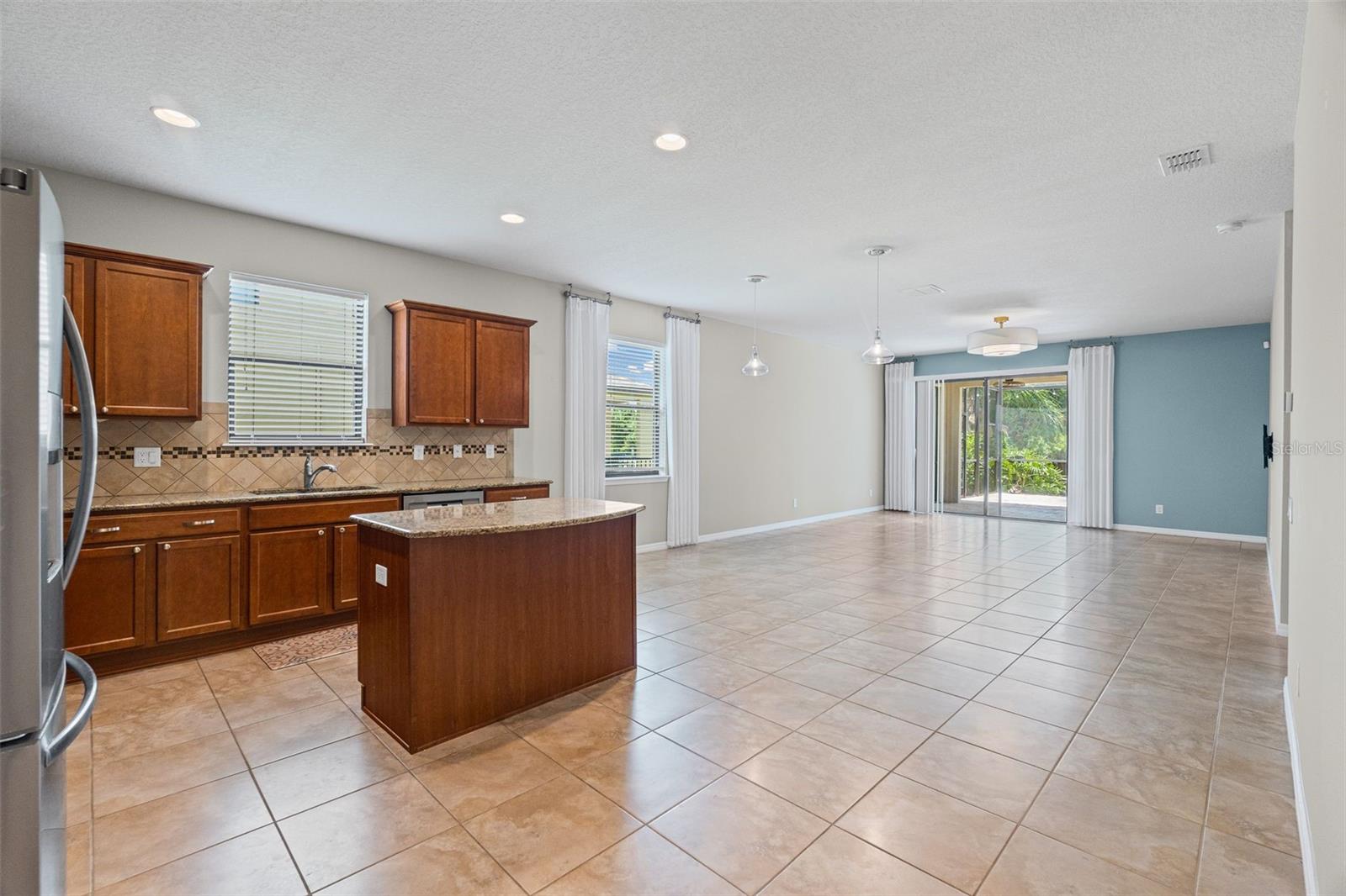 HARRISON RANCH PH IIB - Residential Lease