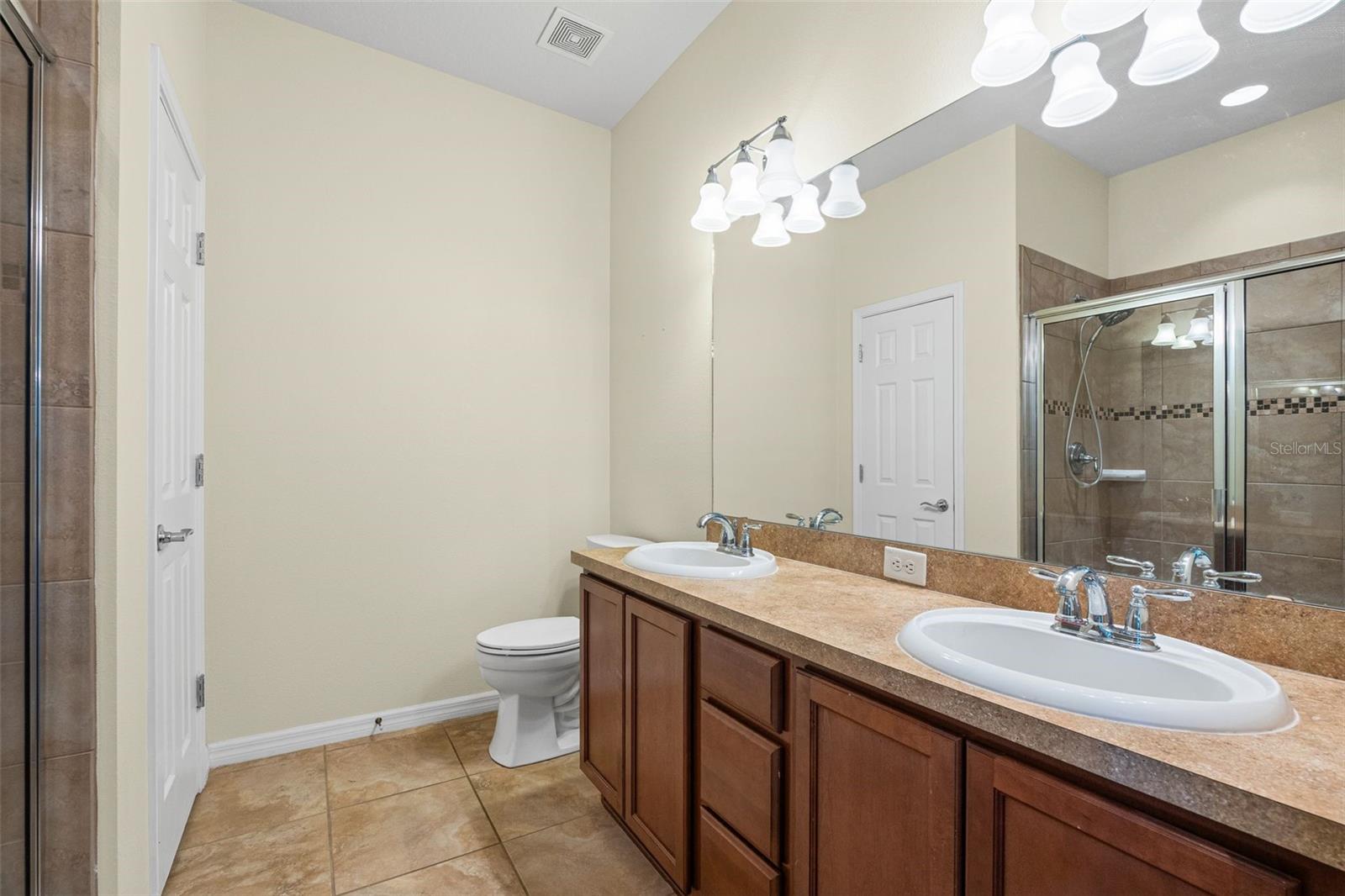 HARRISON RANCH PH IIB - Residential Lease