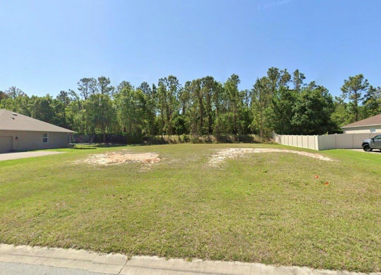 Build Your Dream Home in Windsong at Leesburg. Rare opportunity to own a residential lot in the sought-after community of Windsong at
Leesburg. This 0.16-acre lot sits on a curve of Windsong Oak Drive, offering a cleared, ready-to-build canvas in an established neighborhood of
attractive single-family homes. Windsong is a deed-restricted community with low quarterly HOA fees ($258/quarter) that cover the community
pool with cabana, two playgrounds, covered outdoor gathering spaces, and common area maintenance. Keeping the neighborhood looking its
best year-round. Situated in the heart of Lake County, you're just minutes from the scenic Harris Chain of Lakes, one of Florida's premier boating
and fishing destinations. Nearby the waterfront beauty of Venetian Gardens Park on Lake Harris. Lake Griffin State Park, downtown Leesburg's
shops and dining, and major medical facilities are all within easy reach. Orlando and its international airport are approximately 40 miles away.
Whether you're planning to build now or hold as an investment, this lot checks every box.