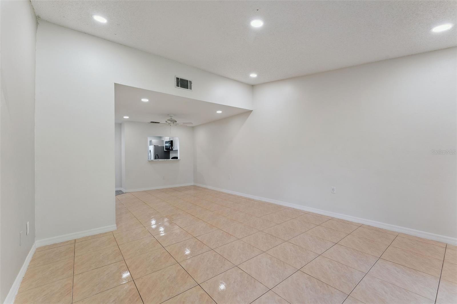 VETERANS CITY UNIT 05 - Residential