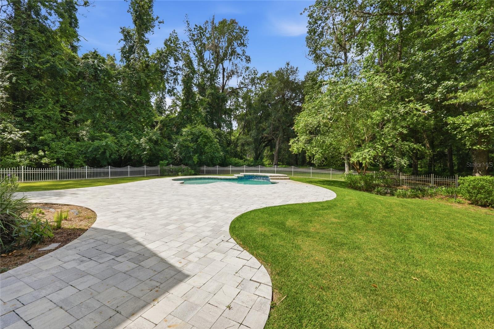 PINE HILL ESTATE ADD 3 - Residential