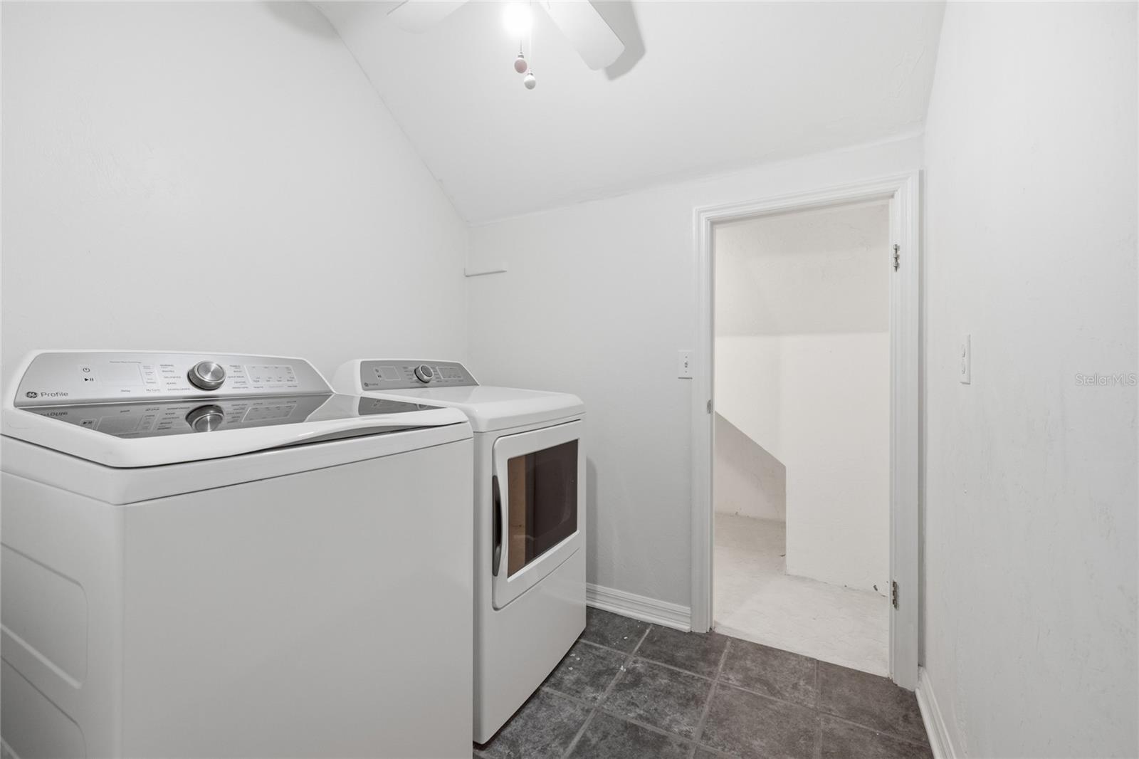 PINE HILL ESTATE ADD 3 - Residential