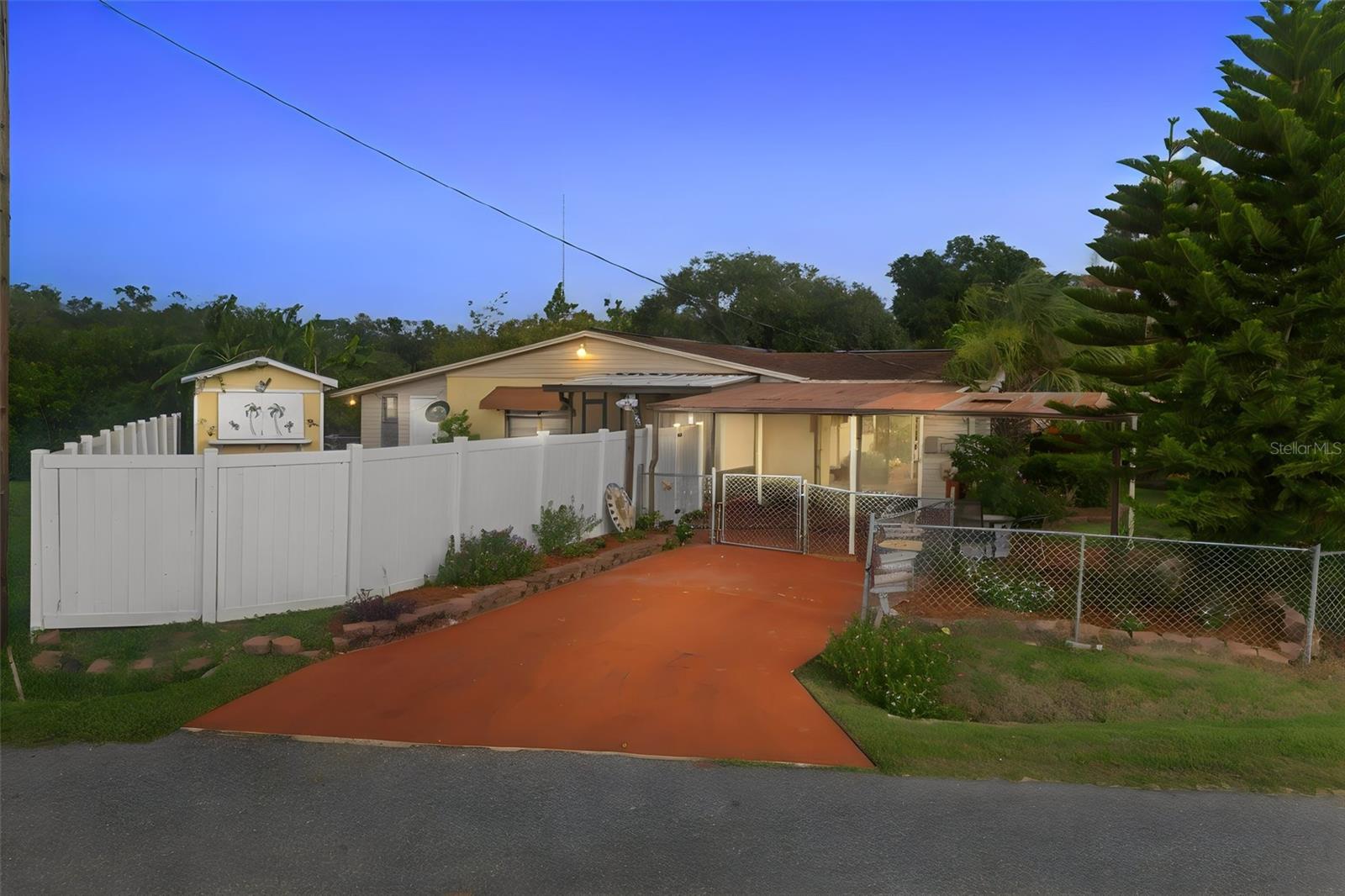TRI CANAL ESTATES UNIT 1 - Residential