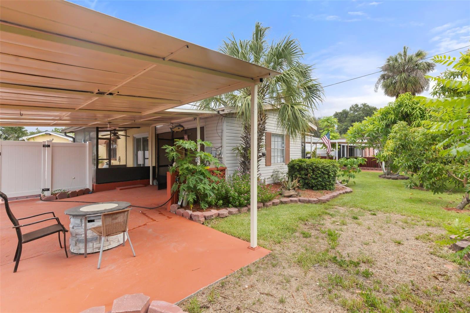 TRI CANAL ESTATES UNIT 1 - Residential