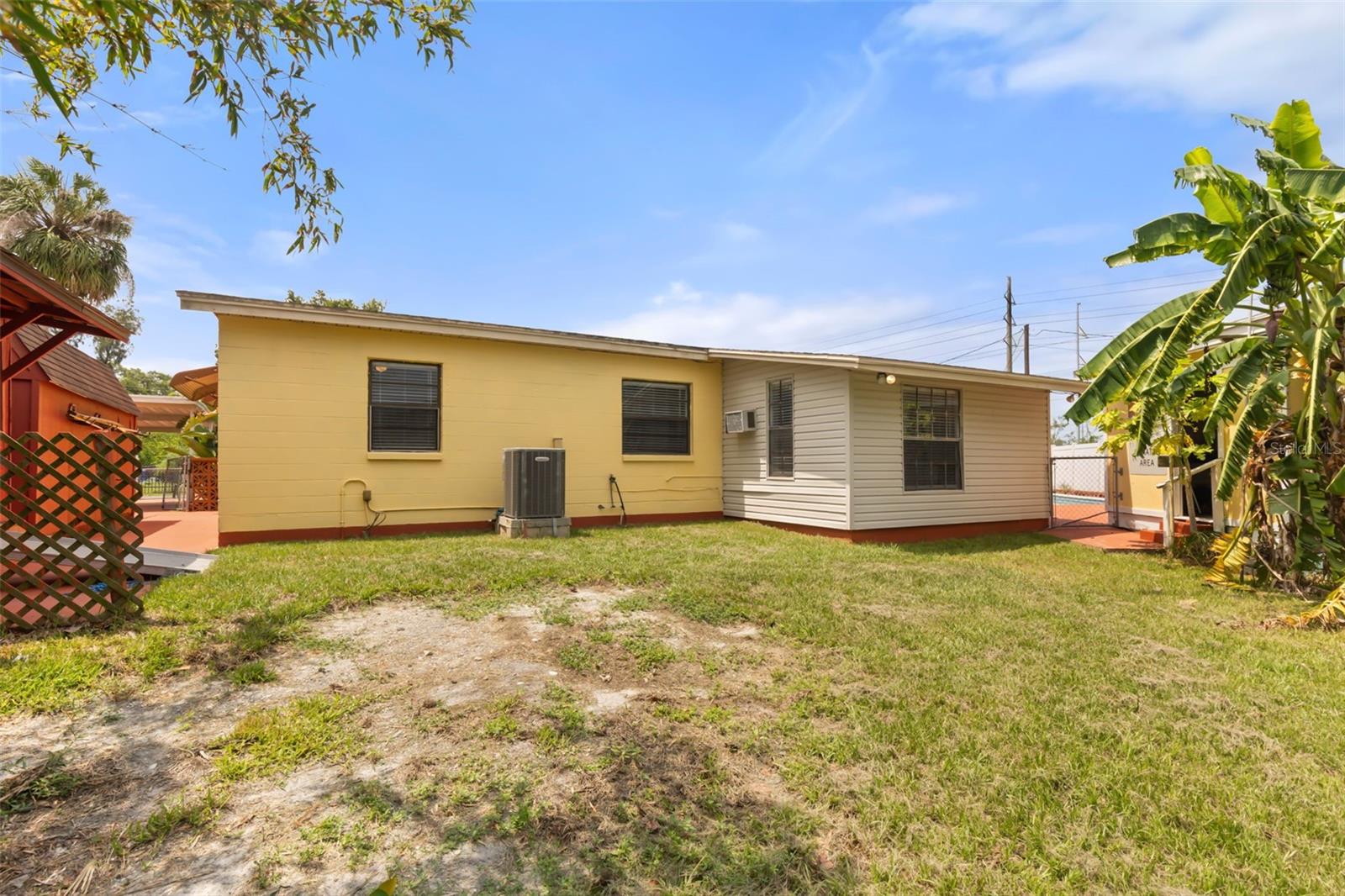 TRI CANAL ESTATES UNIT 1 - Residential