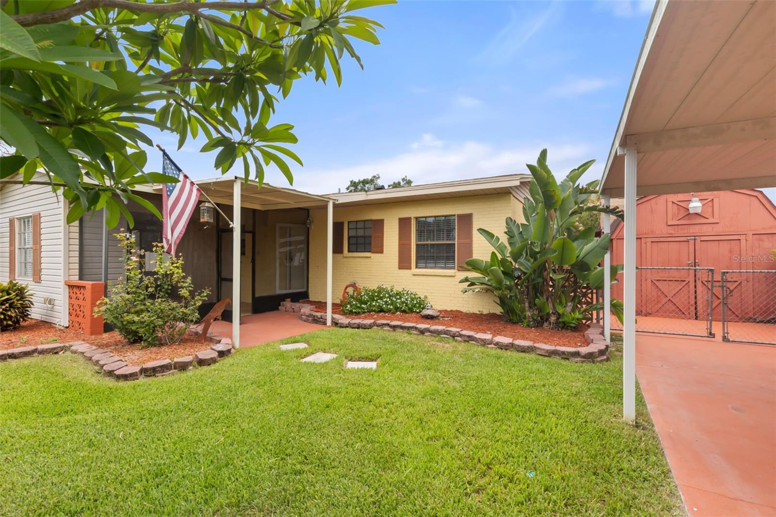 TRI CANAL ESTATES UNIT 1 - Residential