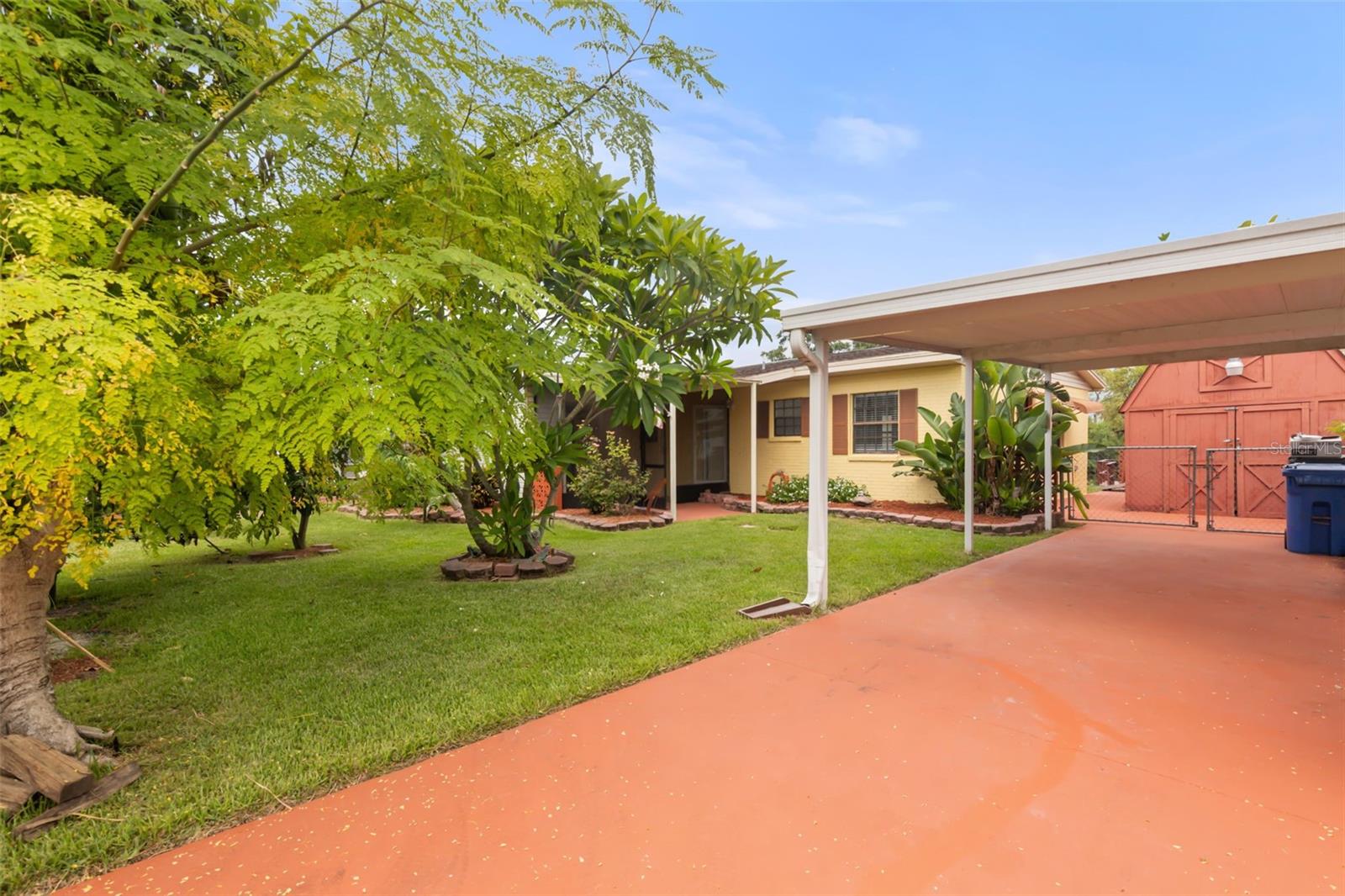 TRI CANAL ESTATES UNIT 1 - Residential