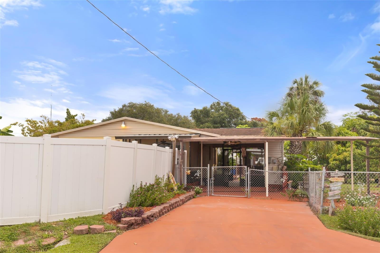 TRI CANAL ESTATES UNIT 1 - Residential