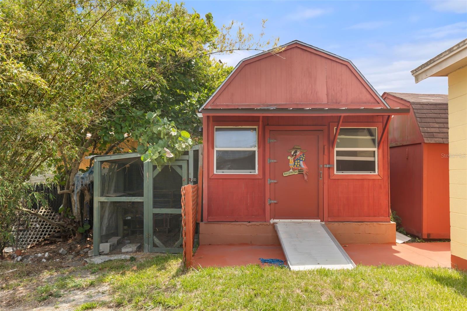 TRI CANAL ESTATES UNIT 1 - Residential