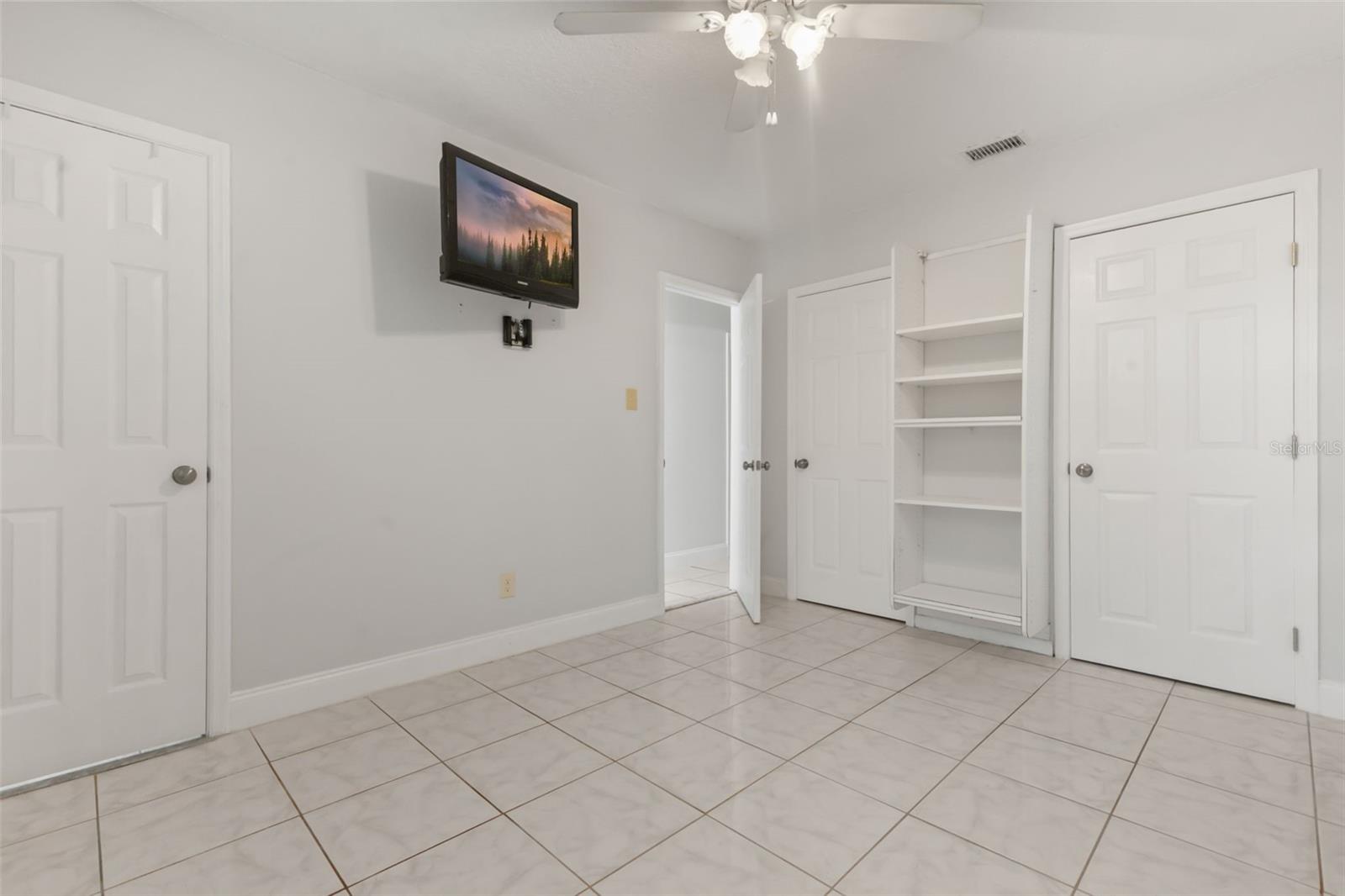 TRI CANAL ESTATES UNIT 1 - Residential