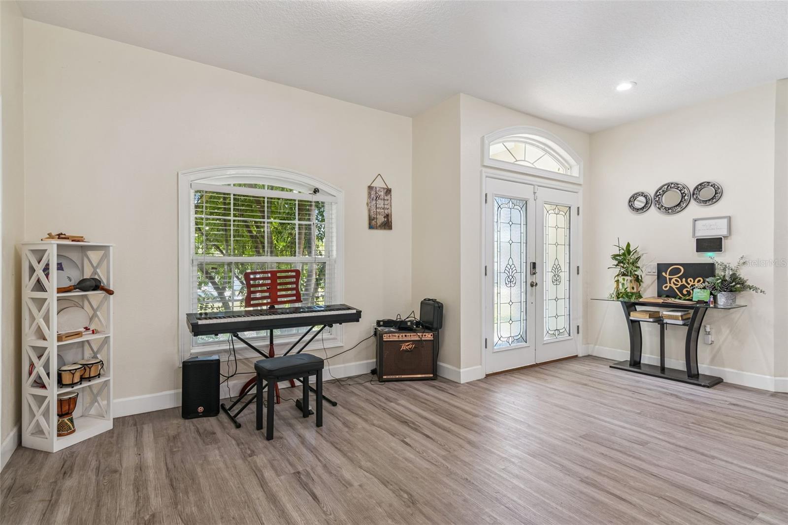 EMERALD POINT - Residential