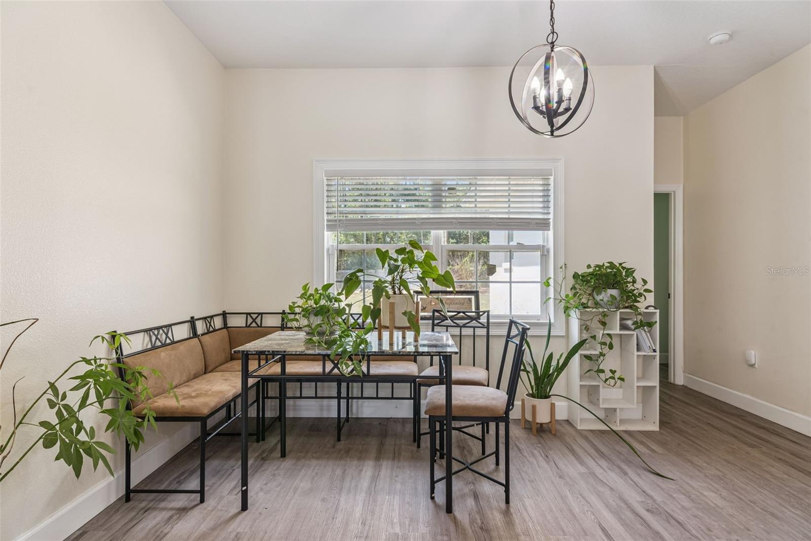 EMERALD POINT - Residential