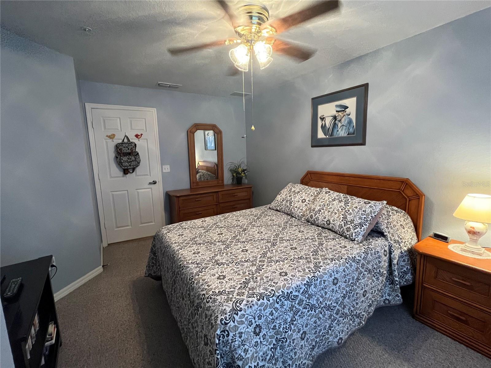 VILLAS AT SEVEN DWARFS LANE CONDO - Residential