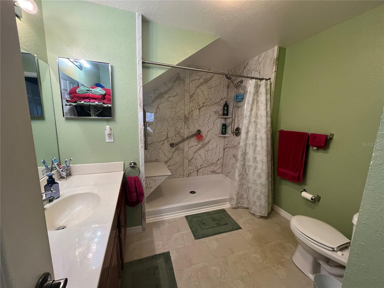 VILLAS AT SEVEN DWARFS LANE CONDO - Residential