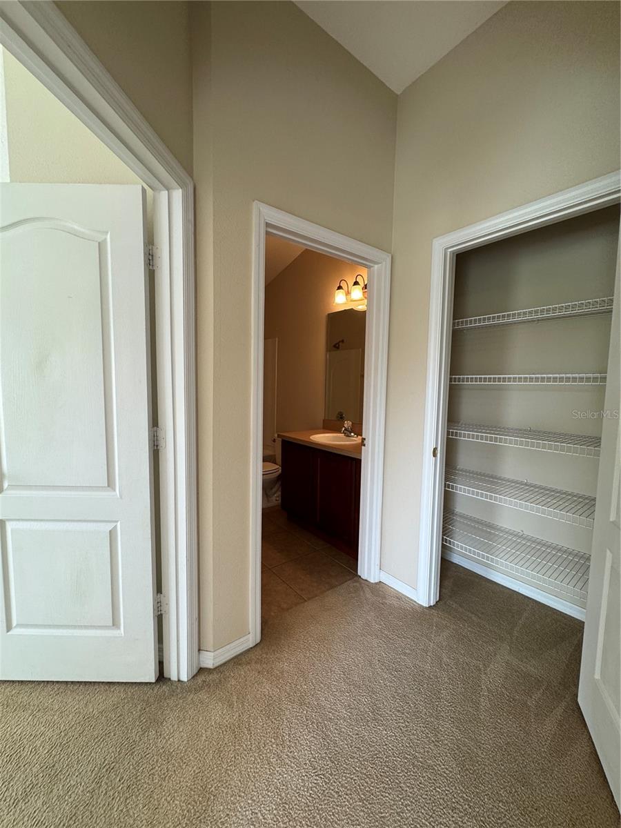 VILLAS/EAST PARK - Residential Lease