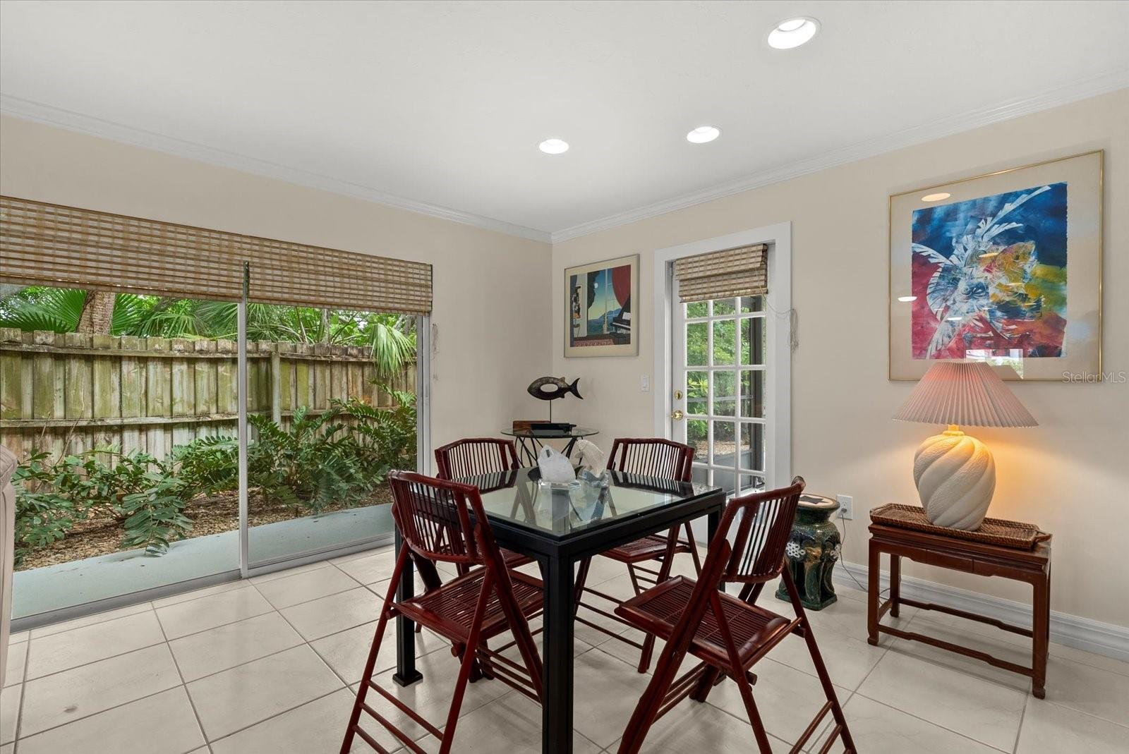 BAY ISLAND - Residential