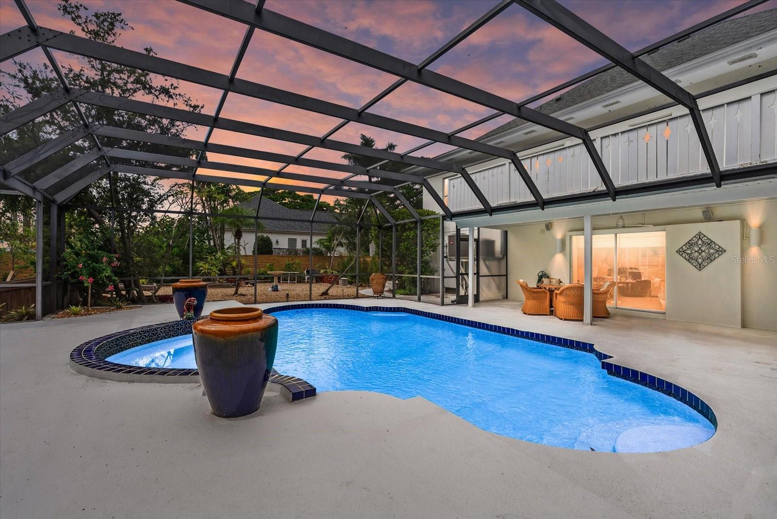 BAY ISLAND - Residential