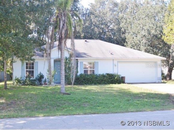 In Probate right now...large living room w/separate dining room, extra large kitchen w/lots of cabinets and countertops. Screened in porch. Master has large closet--8x8 and tiled baths and kitchen floors. Smooth top stove, double sinks. Lots of potential in this home. ;Water: City