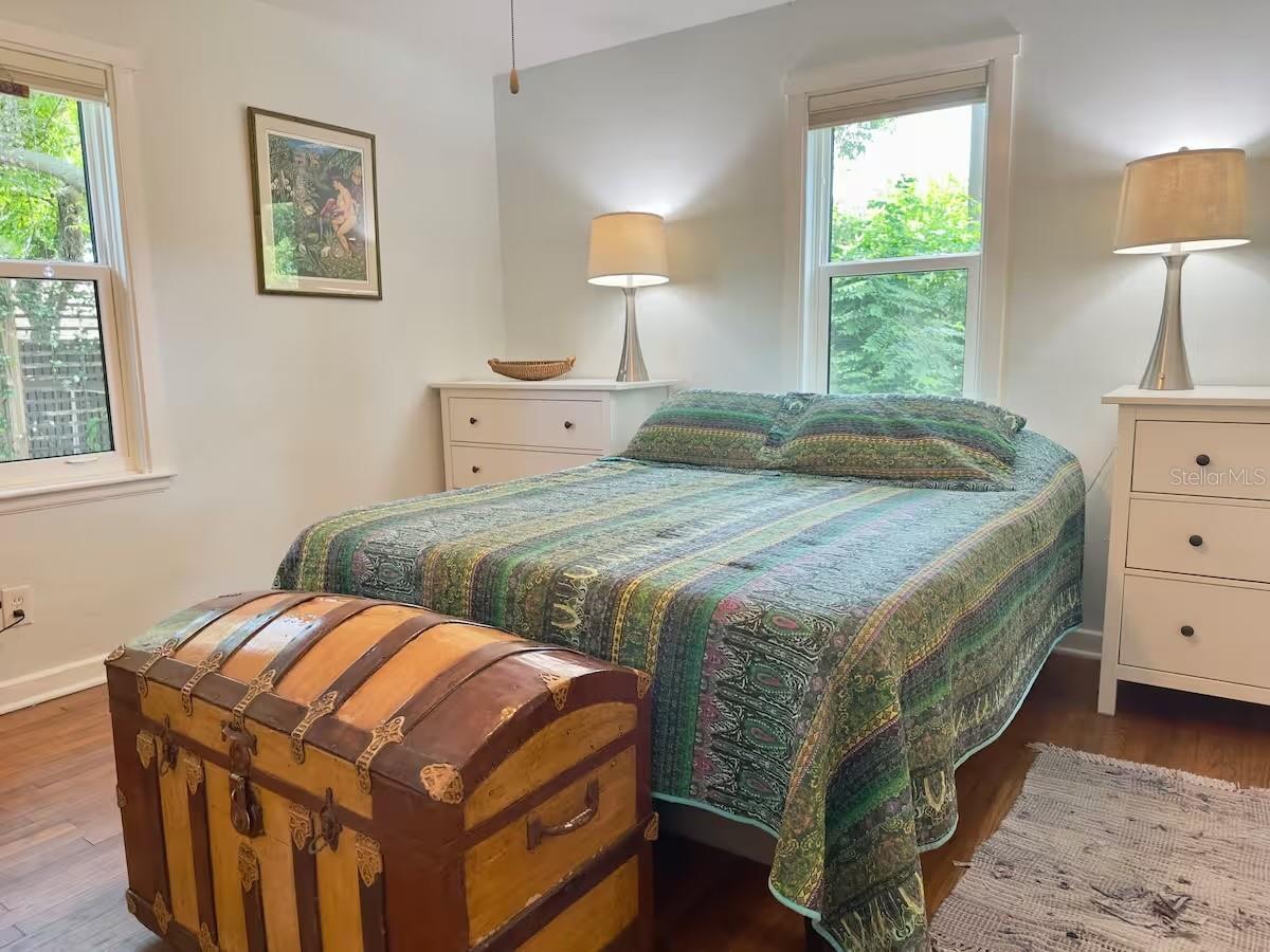 VETERAN CITY - Residential Lease