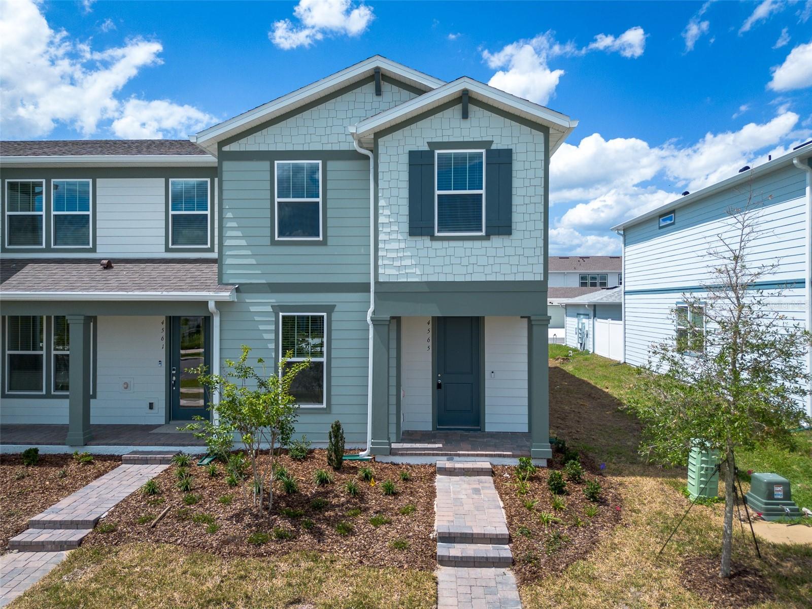 Be the first to live in this brand-new home in Clermont!

4565 Orchard View Alley, Clermont, FL 34714 — $2,700/month
Located in Parkside Trails, this newly built residence offers 4 bedrooms, 3 full bathrooms, and a 2-car garage—a smart, spacious layout that works great for everyday living, guests, or a home office setup.

Community lifestyle (amenities): residents enjoy resort-style features such as a clubhouse, fitness center, swimming pool, tennis & pickleball courts, playground, and walking trails.

Schools nearby (buyer/tenant to verify school zoning):

Sawgrass Bay Elementary
Windy Hill Middle
East Ridge High

Convenient Clermont location with easy access to US-27, shopping, dining, and major routes toward the Orlando area.