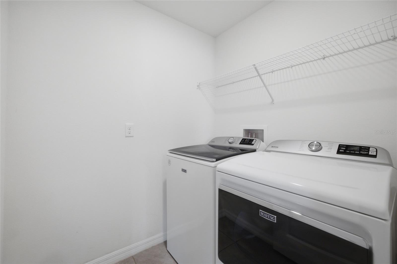 BERRY BAY SUB - Residential Lease