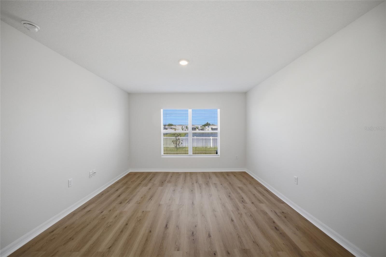 BERRY BAY SUB - Residential Lease