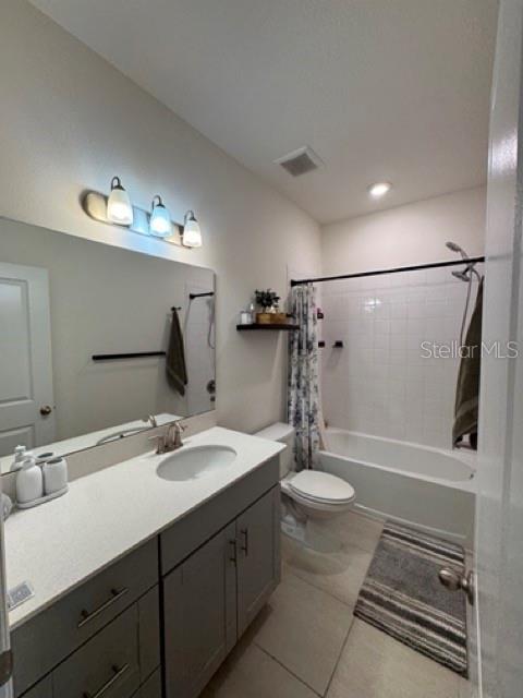 CREEKSIDE TWNHMS - Residential