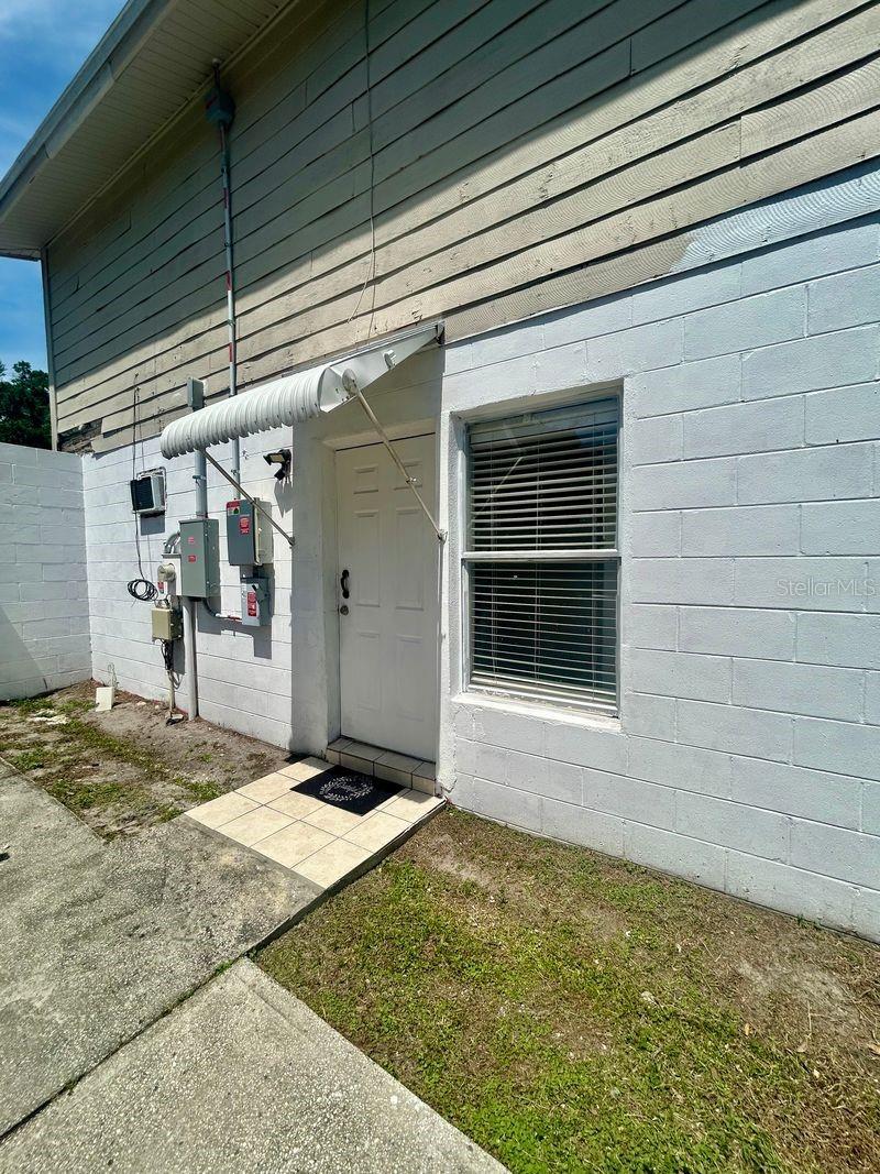 TWELVE OAKS VILLAGE UNIT 1 - Residential Lease