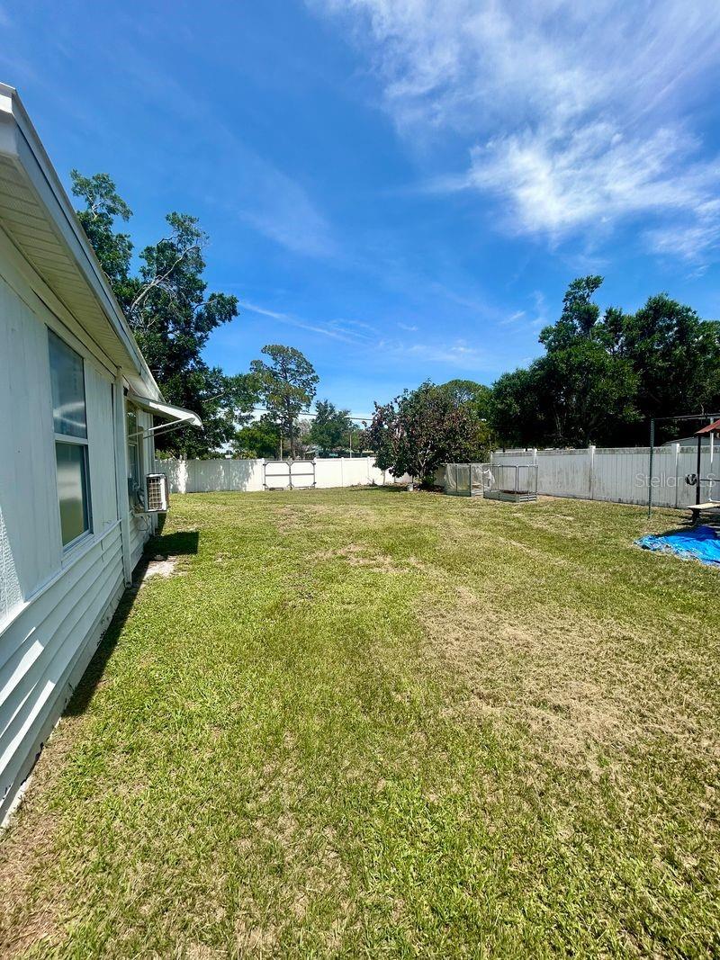 TWELVE OAKS VILLAGE UNIT 1 - Residential Lease