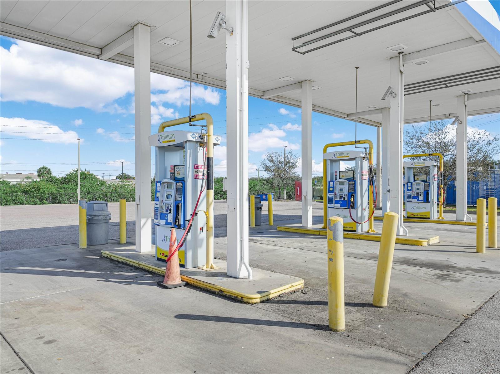 SOUTH TAMPA VILLA SITES - Commercial Sale