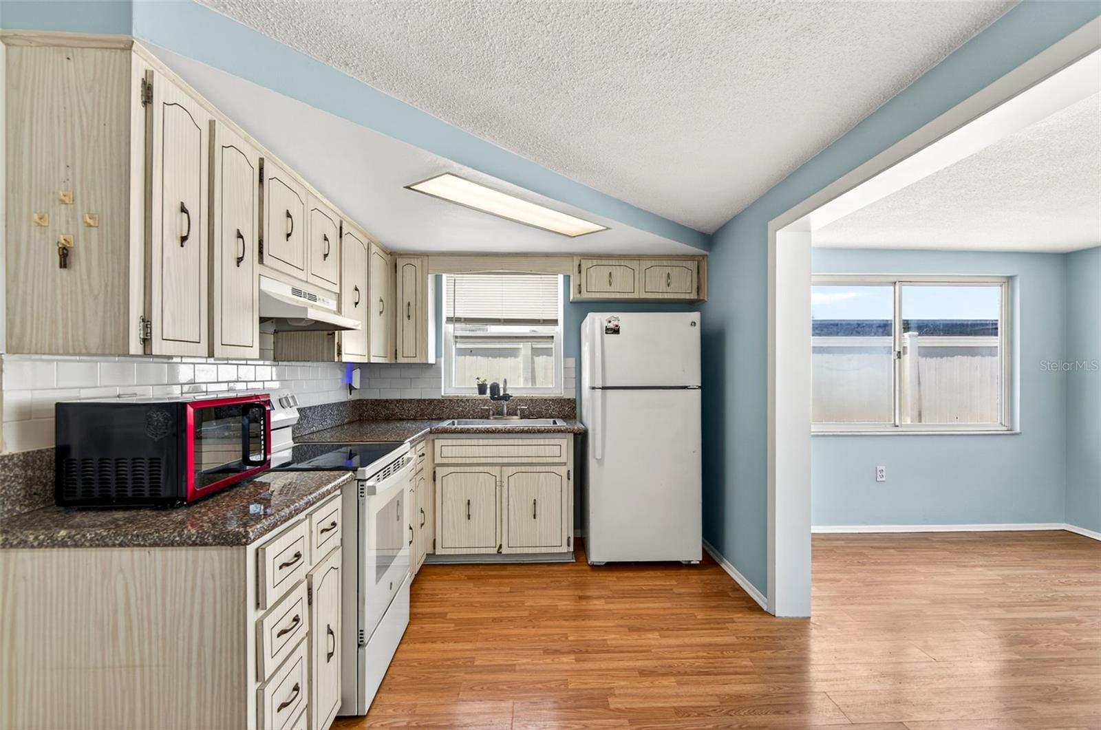 REGENCY PARK - Residential