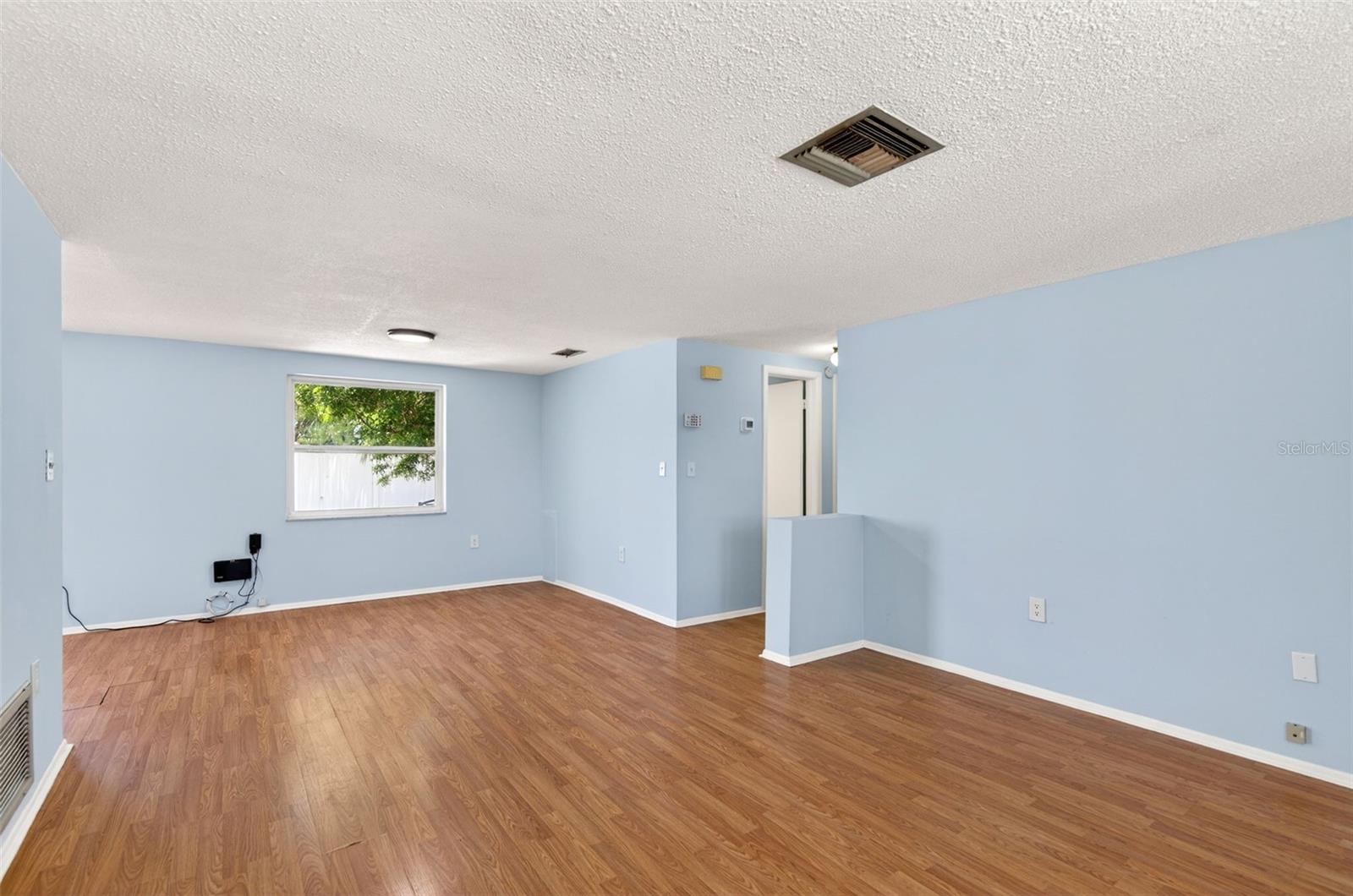 REGENCY PARK - Residential