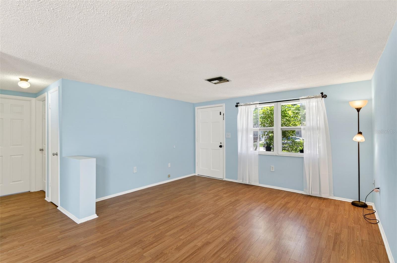 REGENCY PARK - Residential