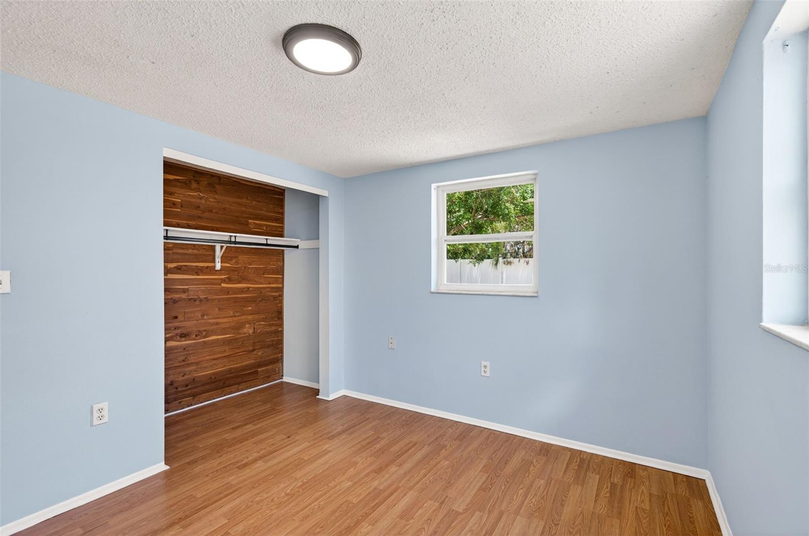 REGENCY PARK - Residential