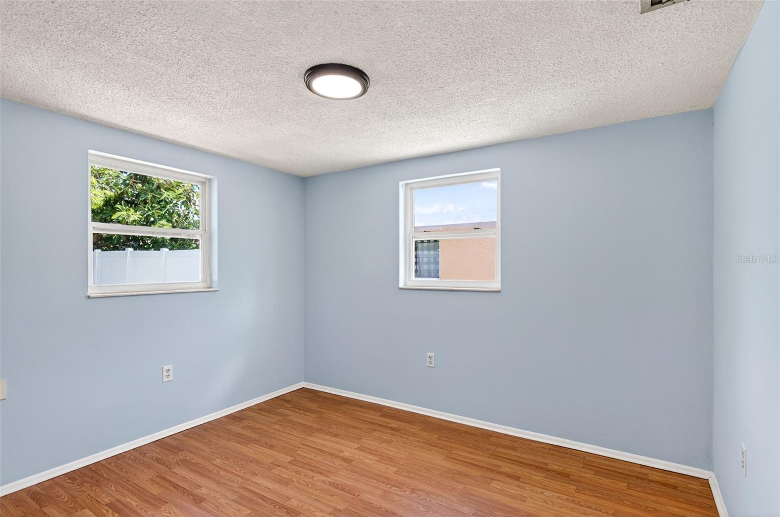 REGENCY PARK - Residential
