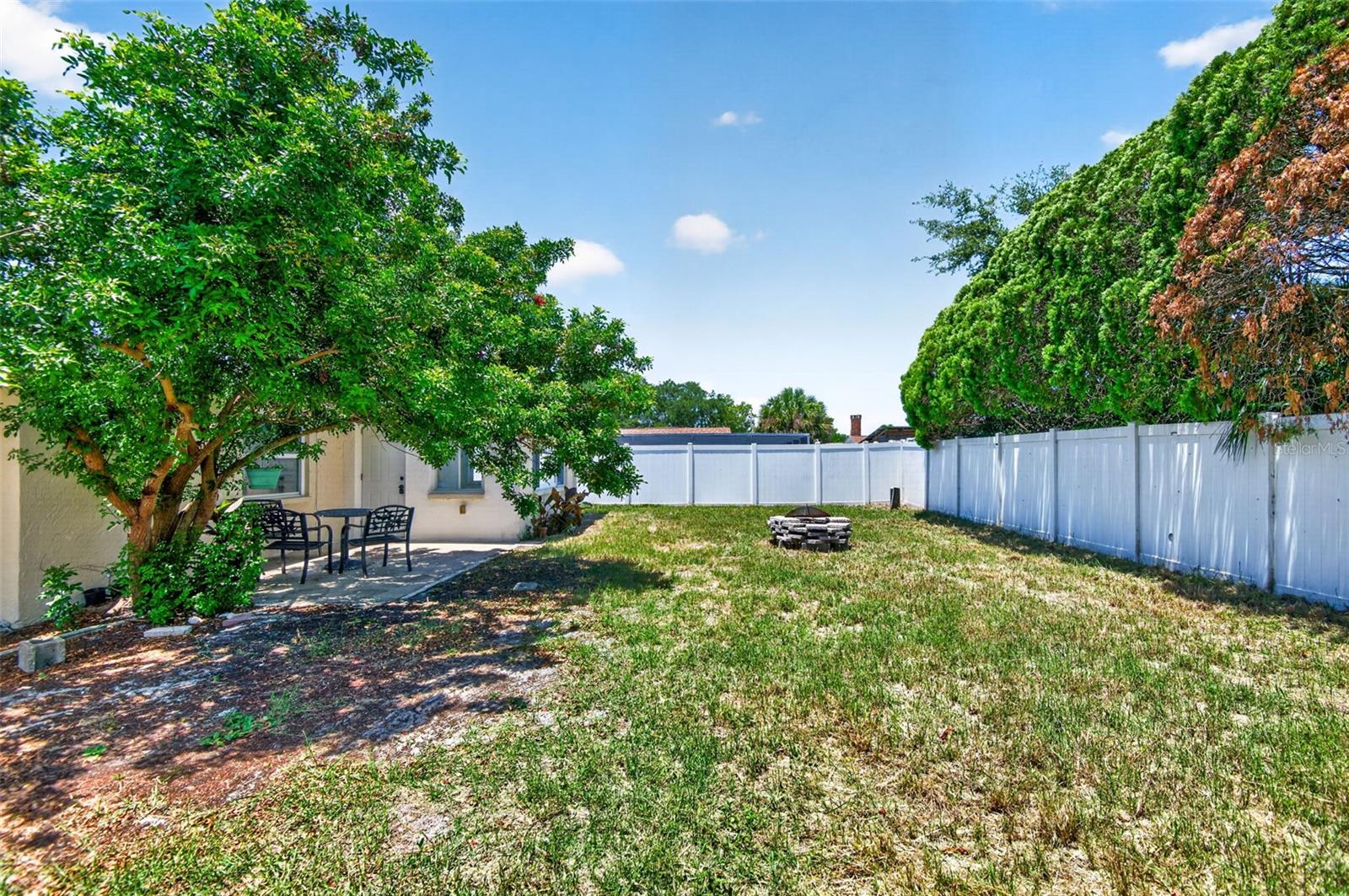 REGENCY PARK - Residential