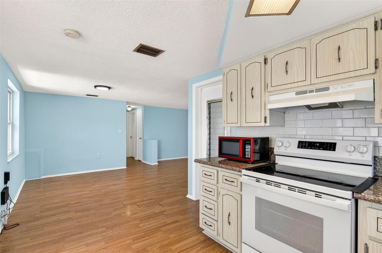 REGENCY PARK - Residential