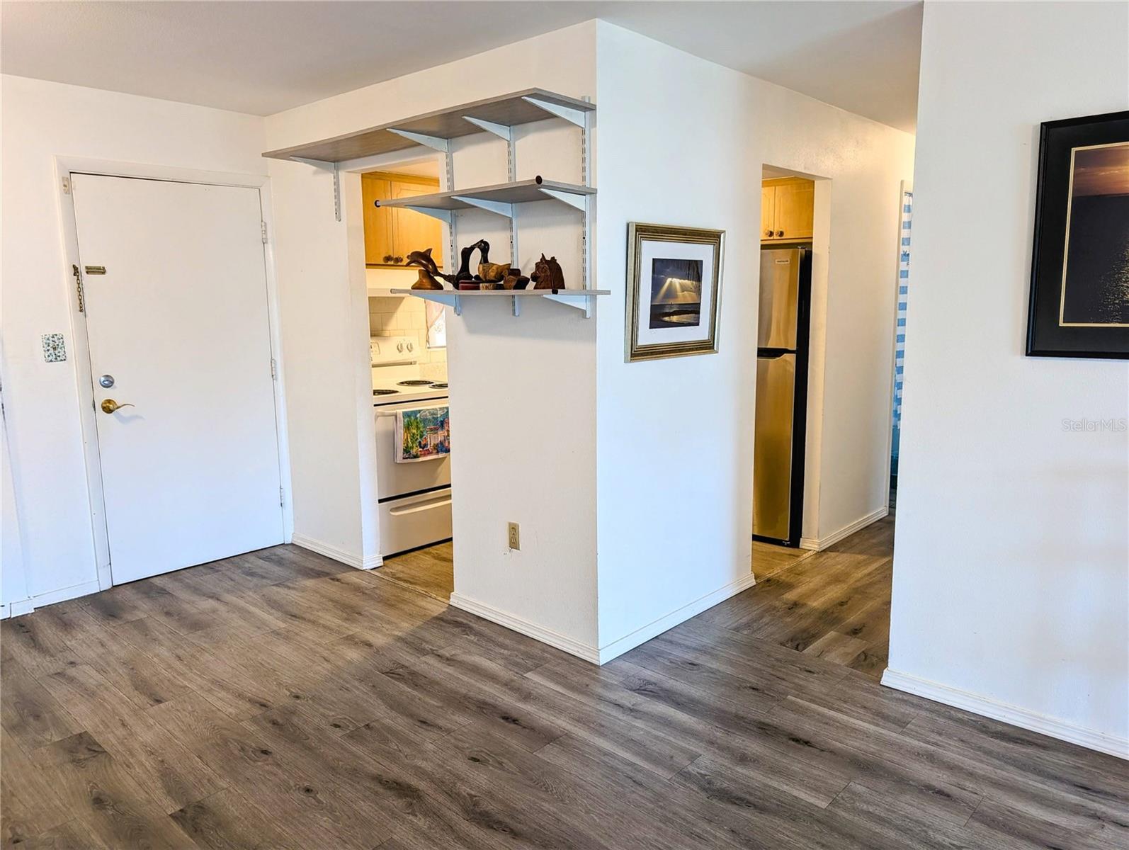 BAYSHORE GARDENS APTS 7 - Residential