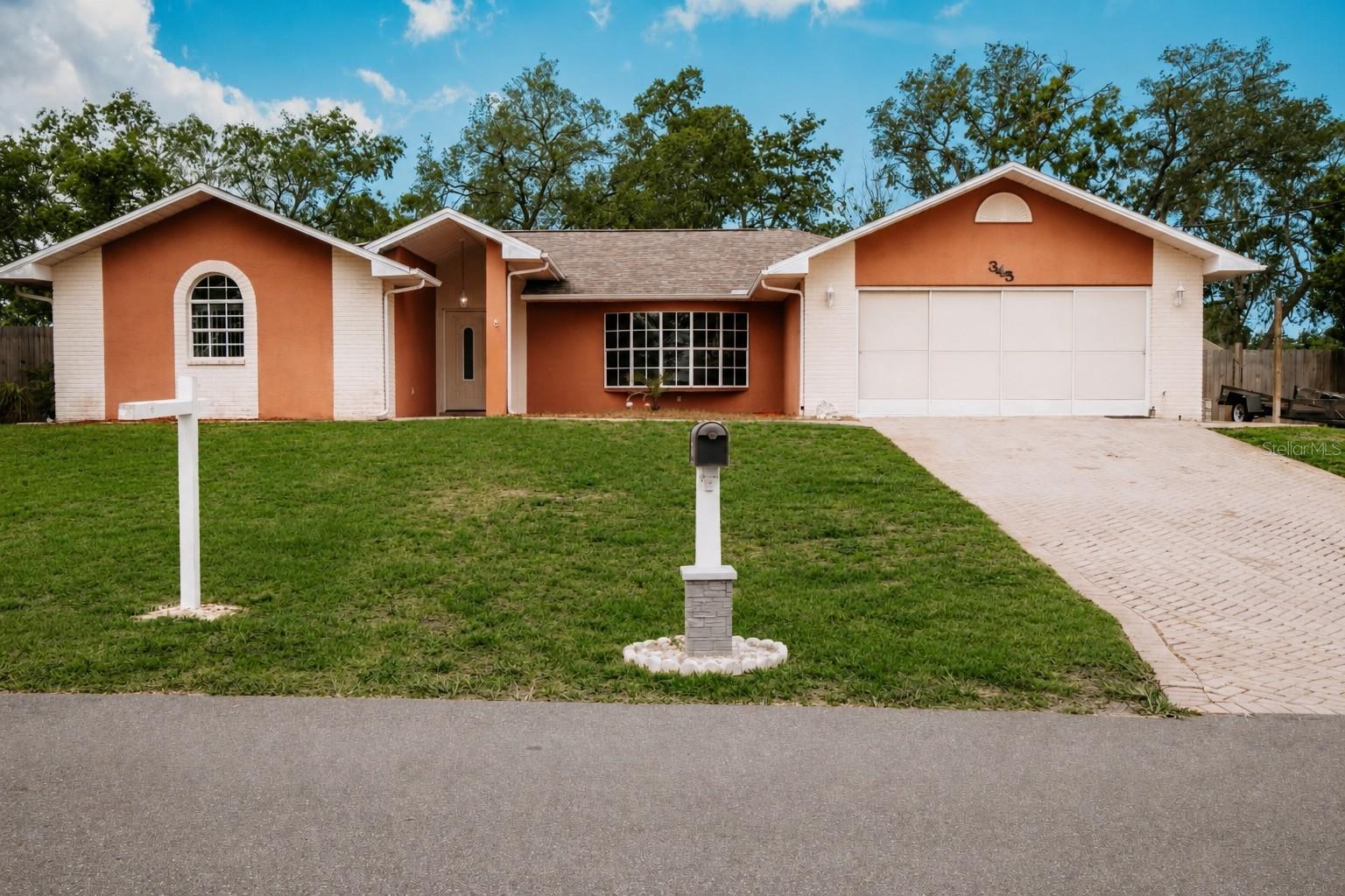 SPRING HILL - Residential