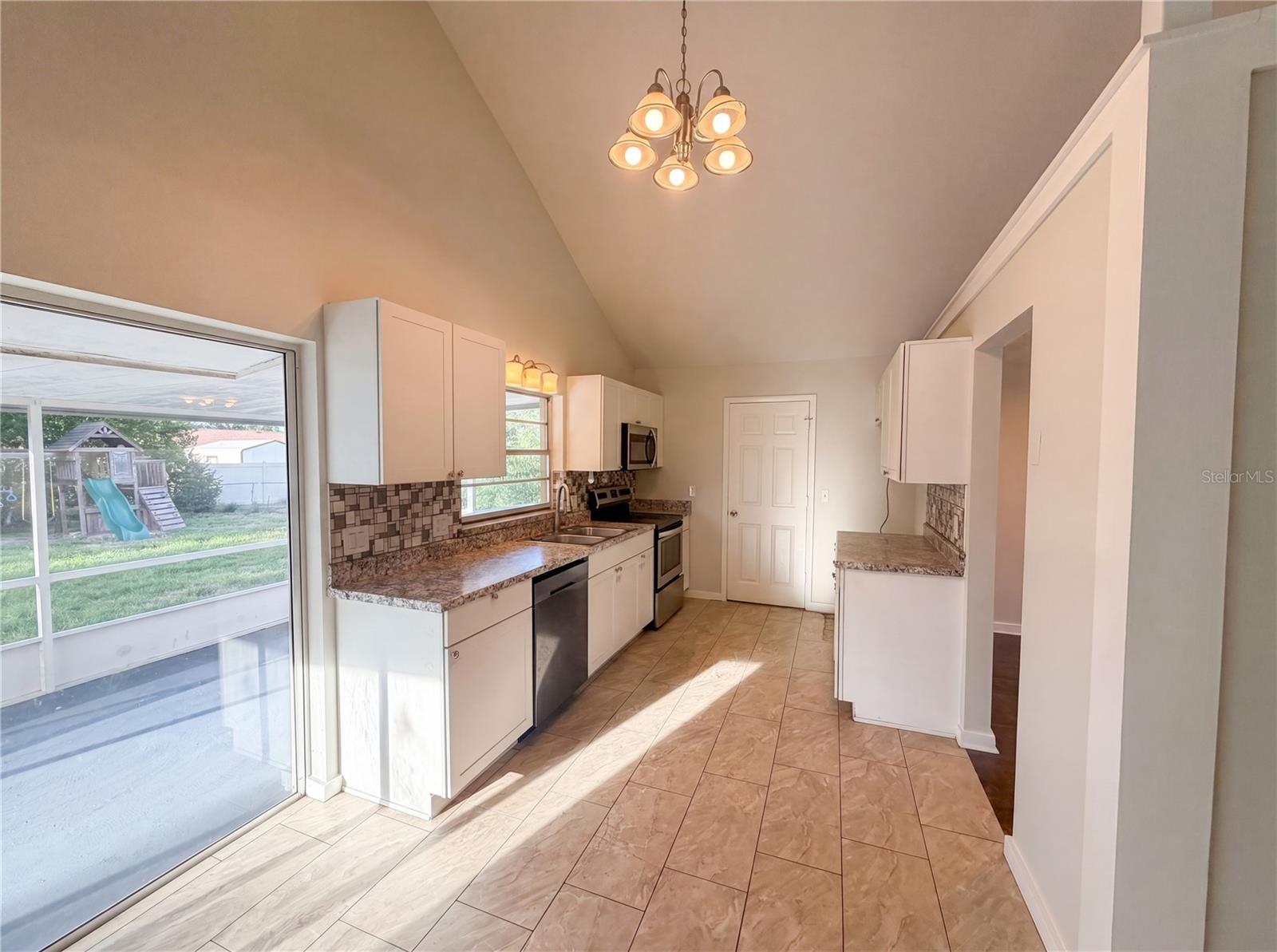 DELTONA LAKES UNIT 03 - Residential