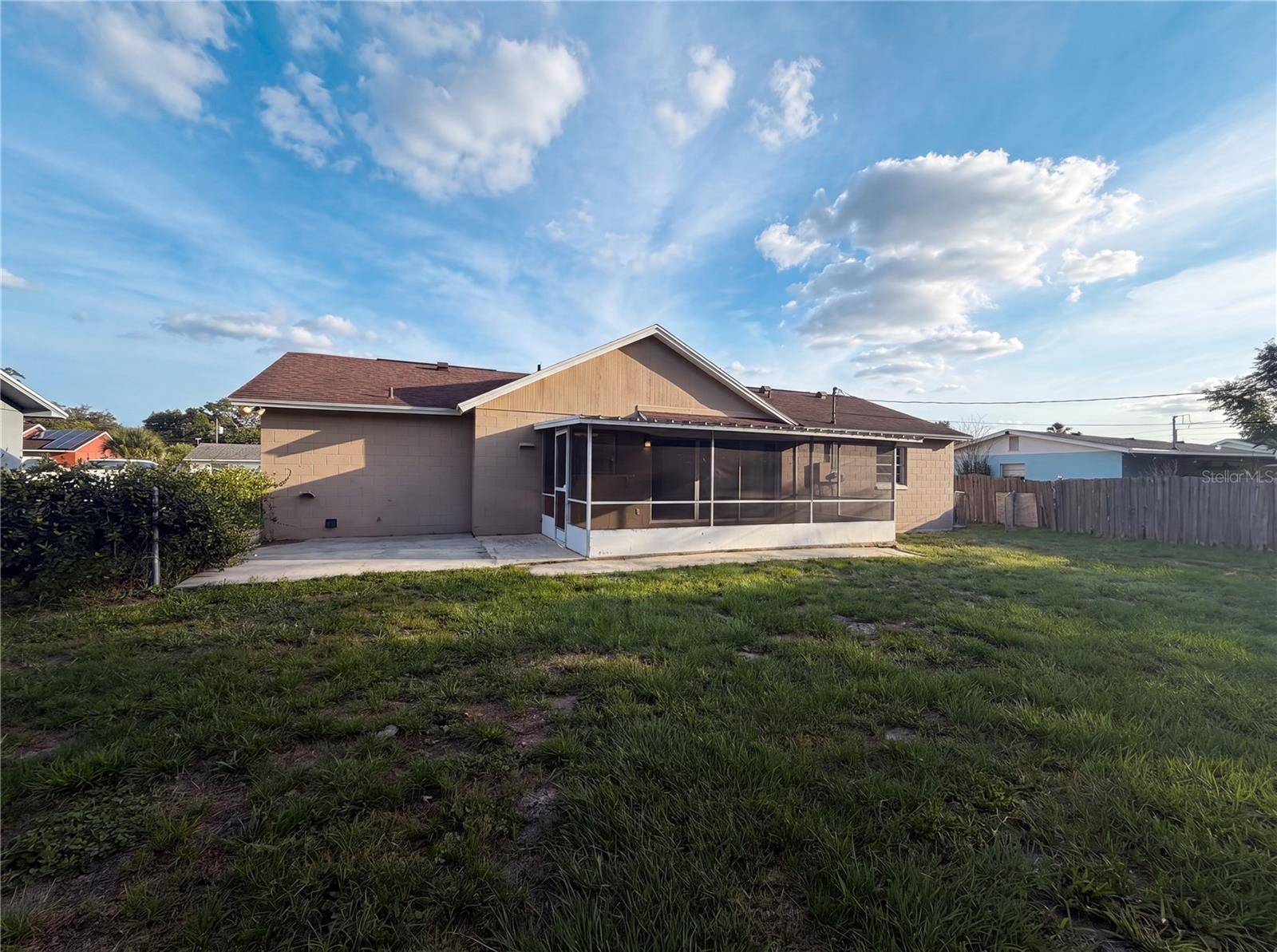 DELTONA LAKES UNIT 03 - Residential