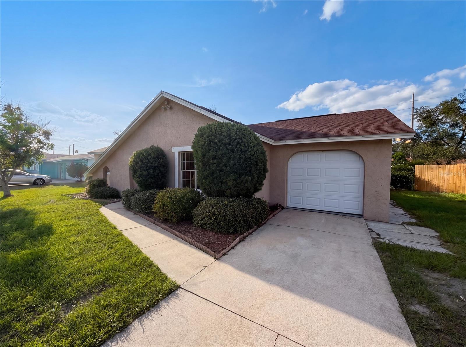DELTONA LAKES UNIT 03 - Residential