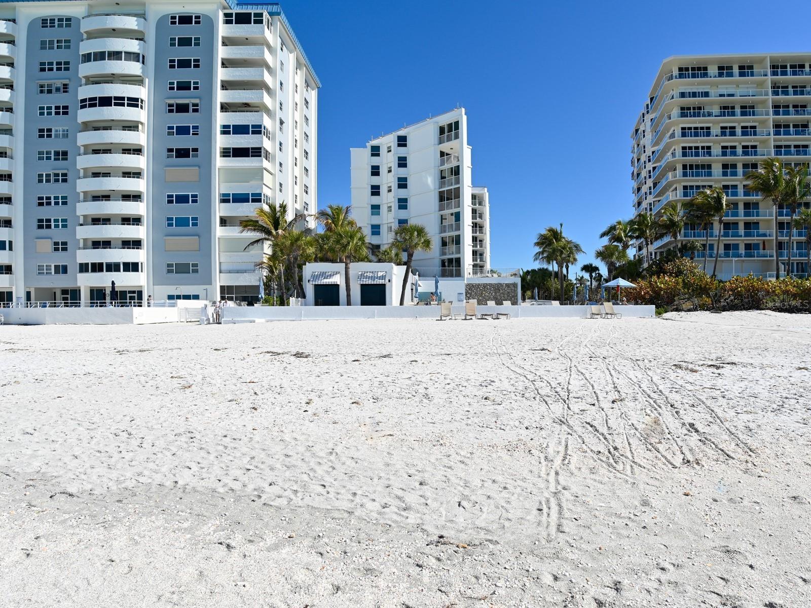 LIDO HARBOUR TOWERS - Residential
