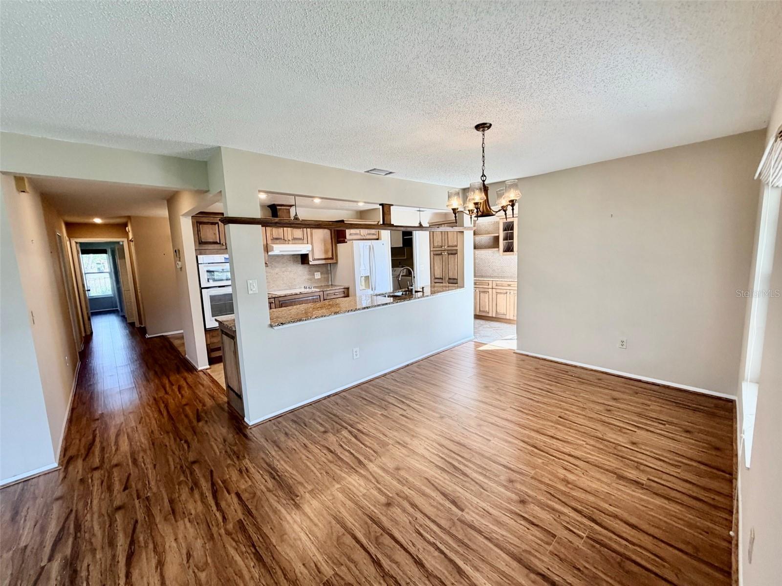 VILLAGE GREEN OF BRADENTON SEC 8 - Residential