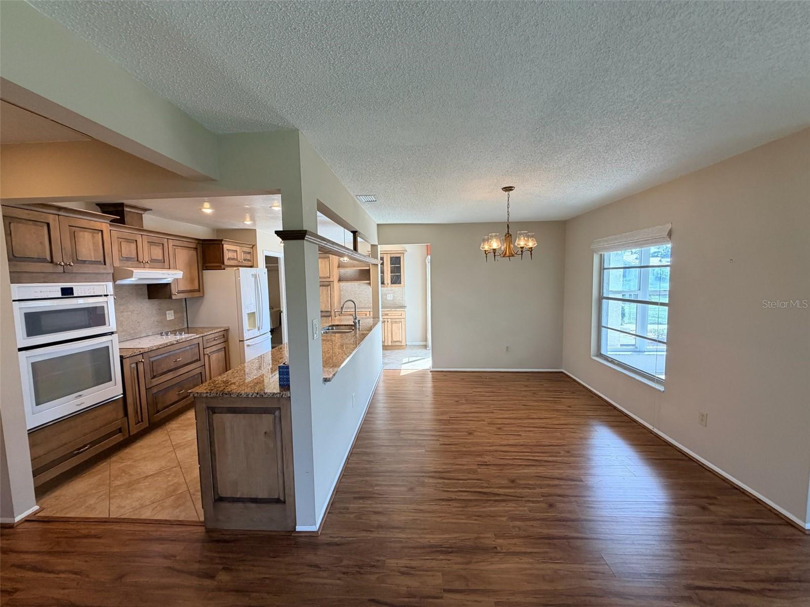 VILLAGE GREEN OF BRADENTON SEC 8 - Residential