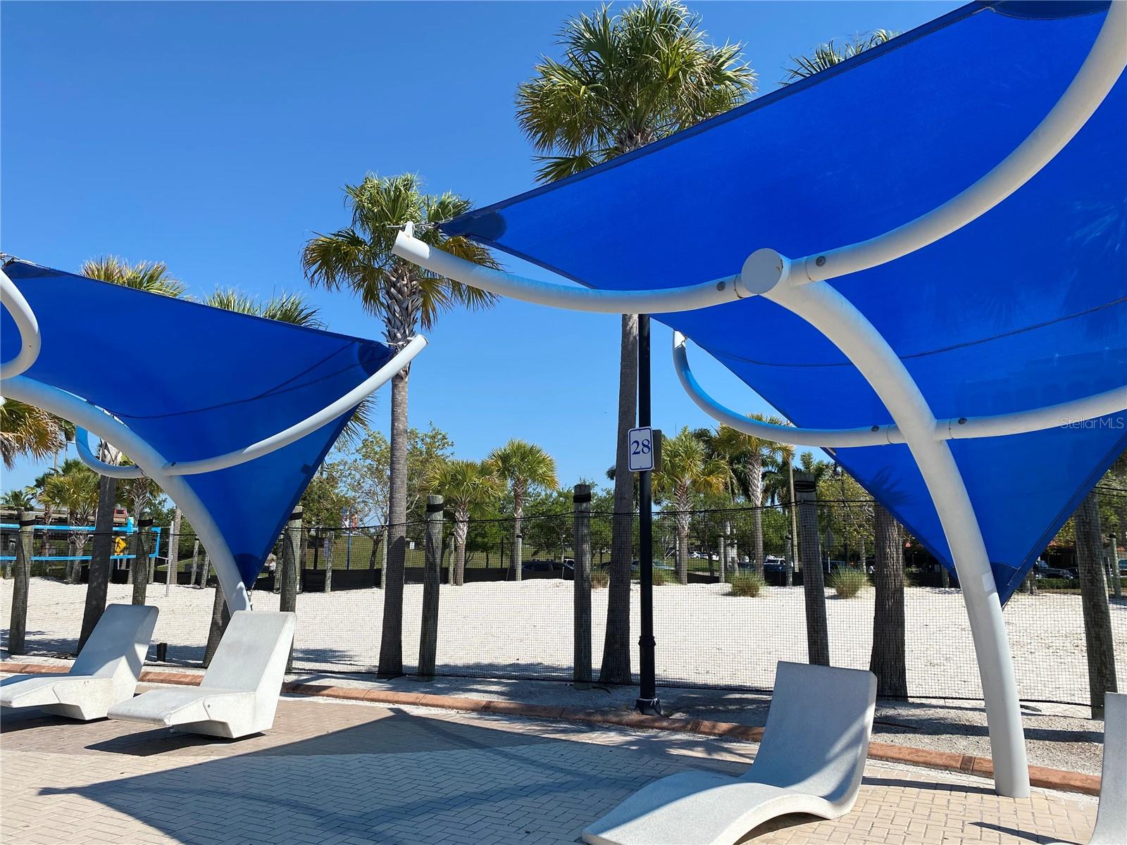 VILLAGE GREEN OF BRADENTON SEC 8 - Residential